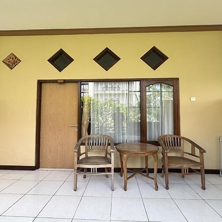 Taxa Raya Guest House Legian Eksteriør bilde