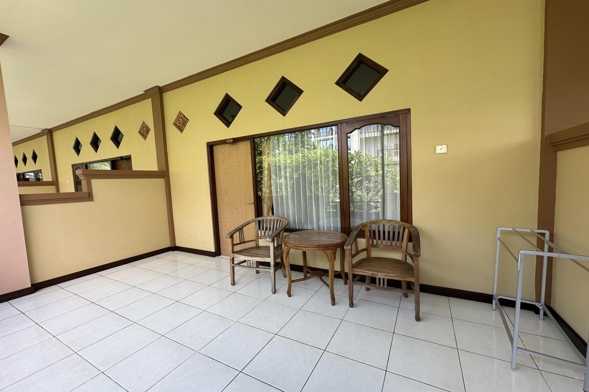 Taxa Raya Guest House Legian Eksteriør bilde